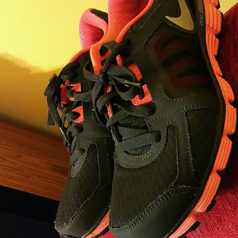 Nikes - Picture 1 of 7